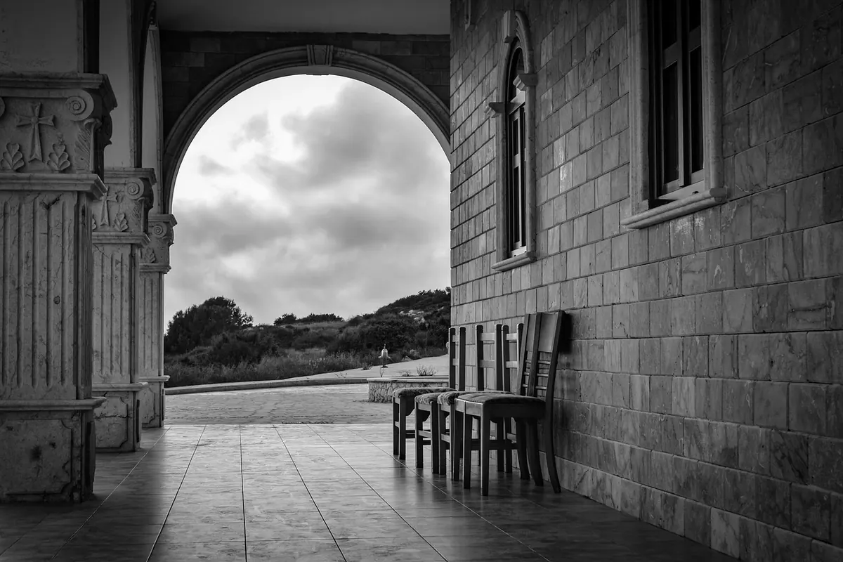 Stoicism Explained for Everyday UK Life: 5 Practical Ideas to Try